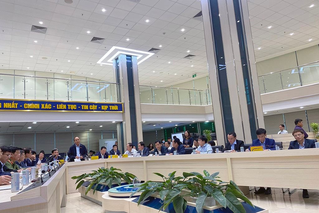 Thủ tướng Nguyễn Xuân Phúc chỉ đạo trực tiếp bão số 9 năm 2020 tại tòa nhà KTTV